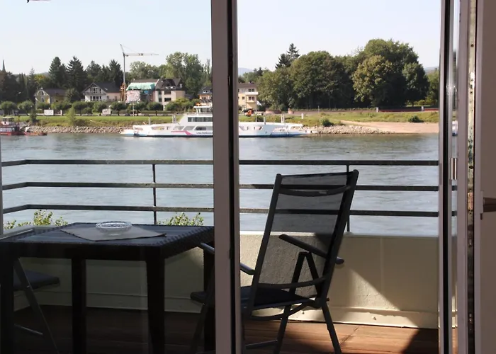 Lägenhet Rheinblick 6 *